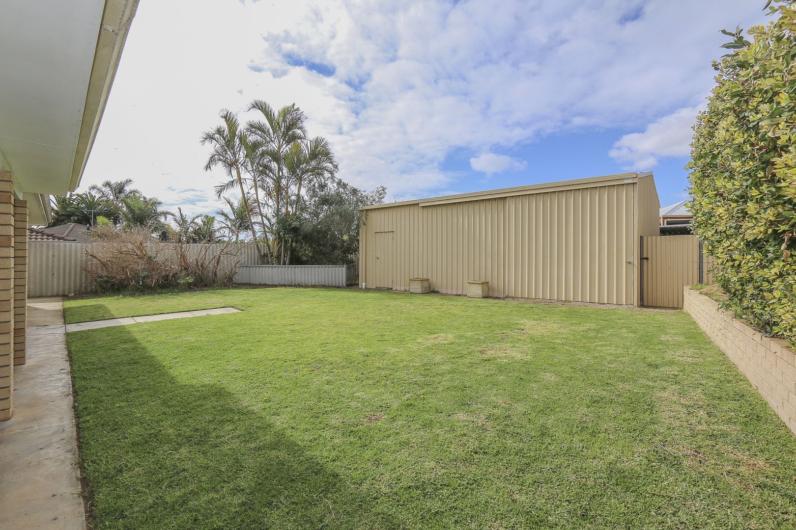 13 Marlowe Place, Lake Coogee WA 6166 Domain