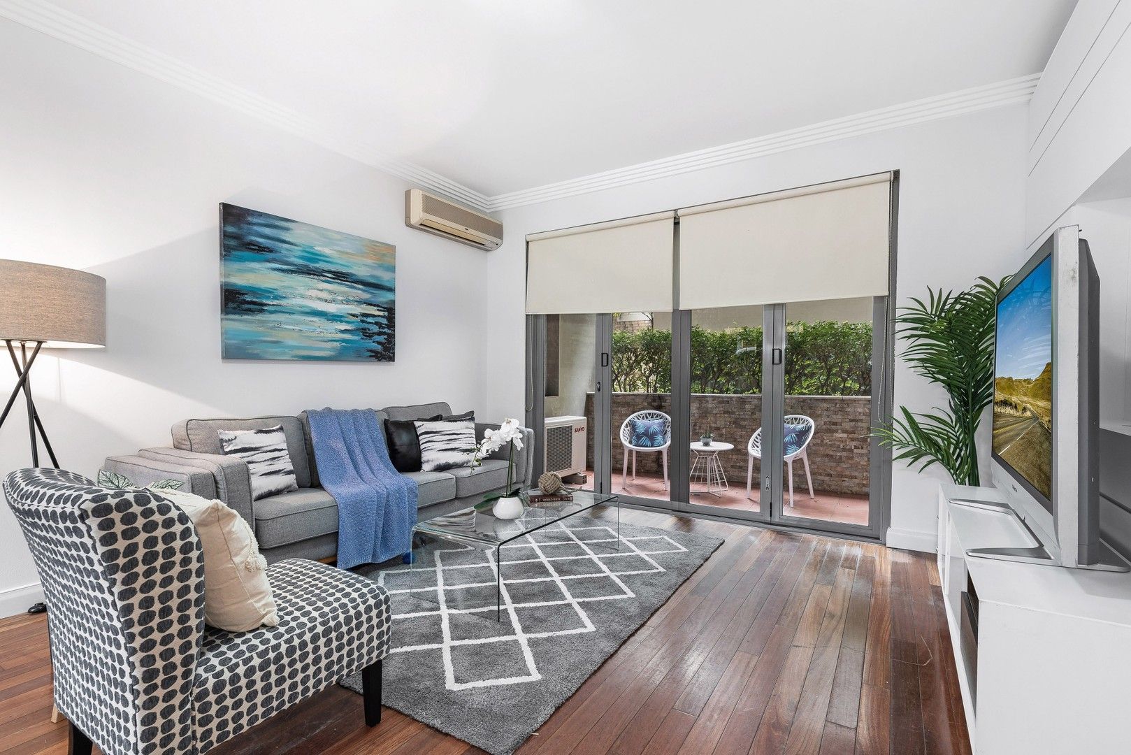 3 bedrooms Apartment / Unit / Flat in 10/22 Parkside Lane WESTMEAD NSW, 2145