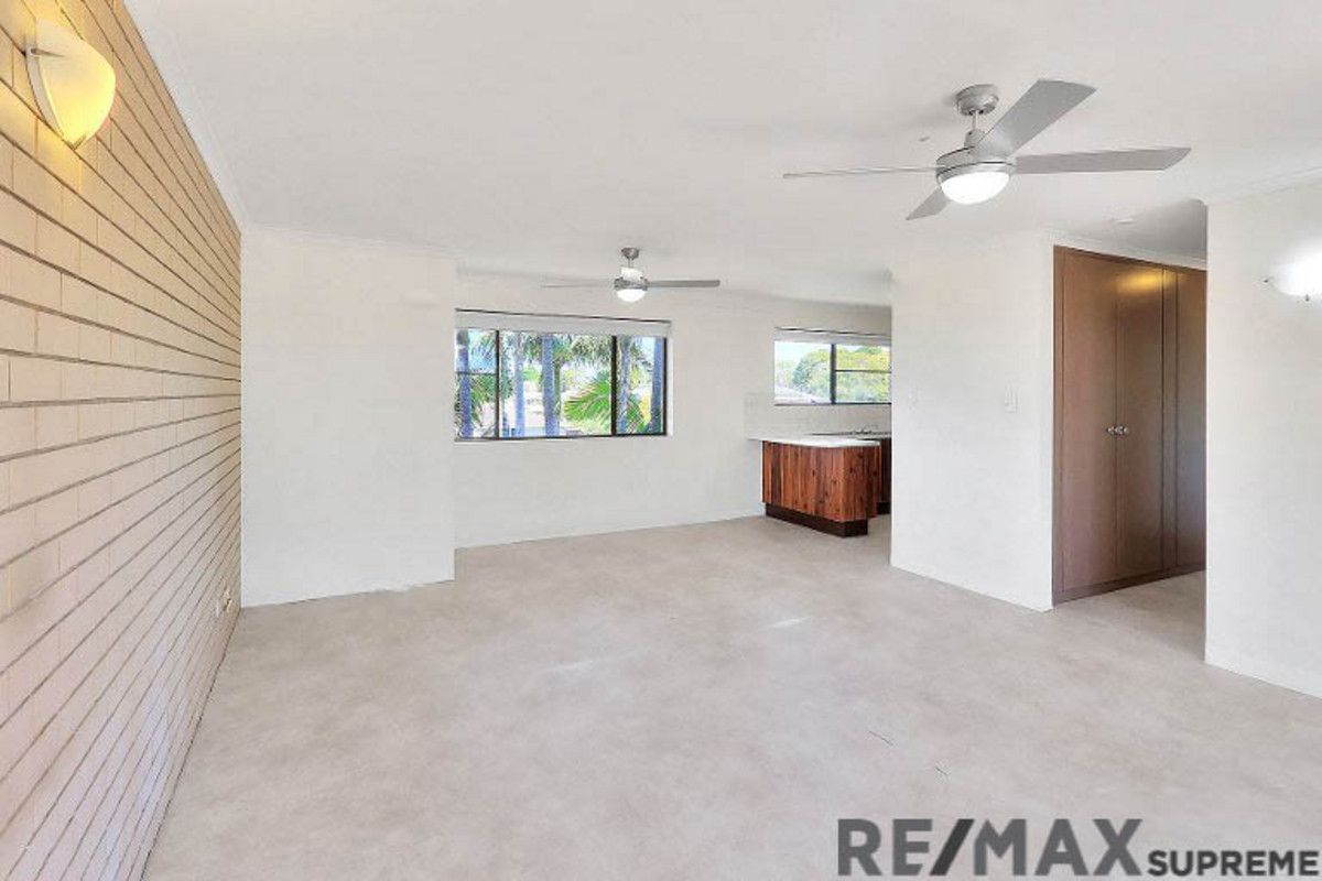 8/22 Avocado Street, Macgregor QLD 4109, Image 2