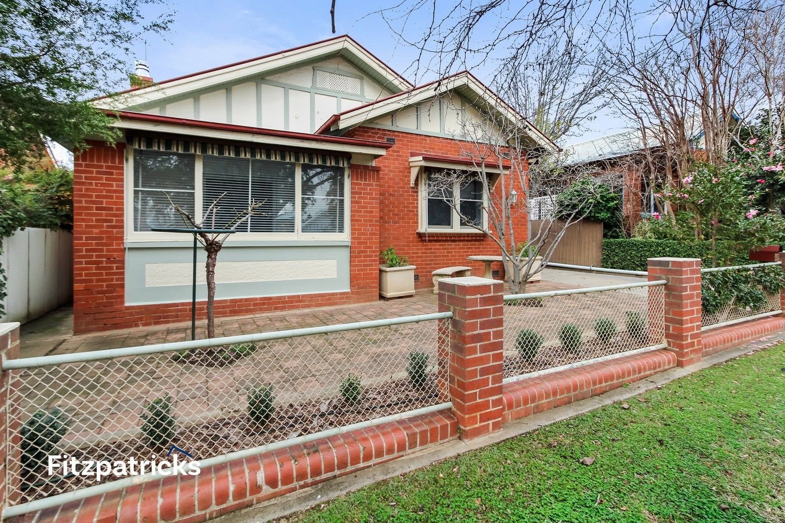 4 bedrooms House in 49 Collins Street TURVEY PARK NSW, 2650