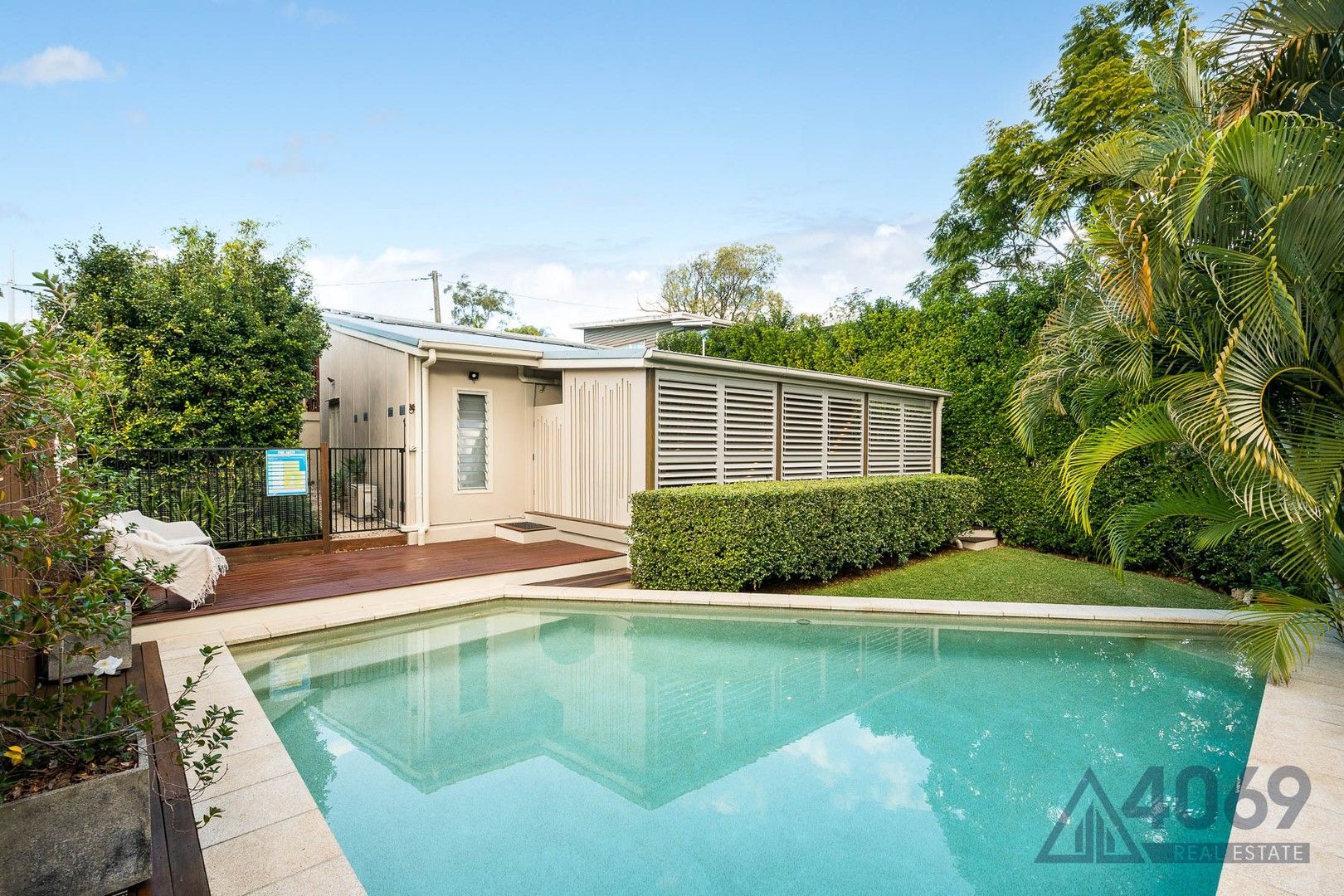 4 bedrooms House in 113 Market Street South INDOOROOPILLY QLD, 4068