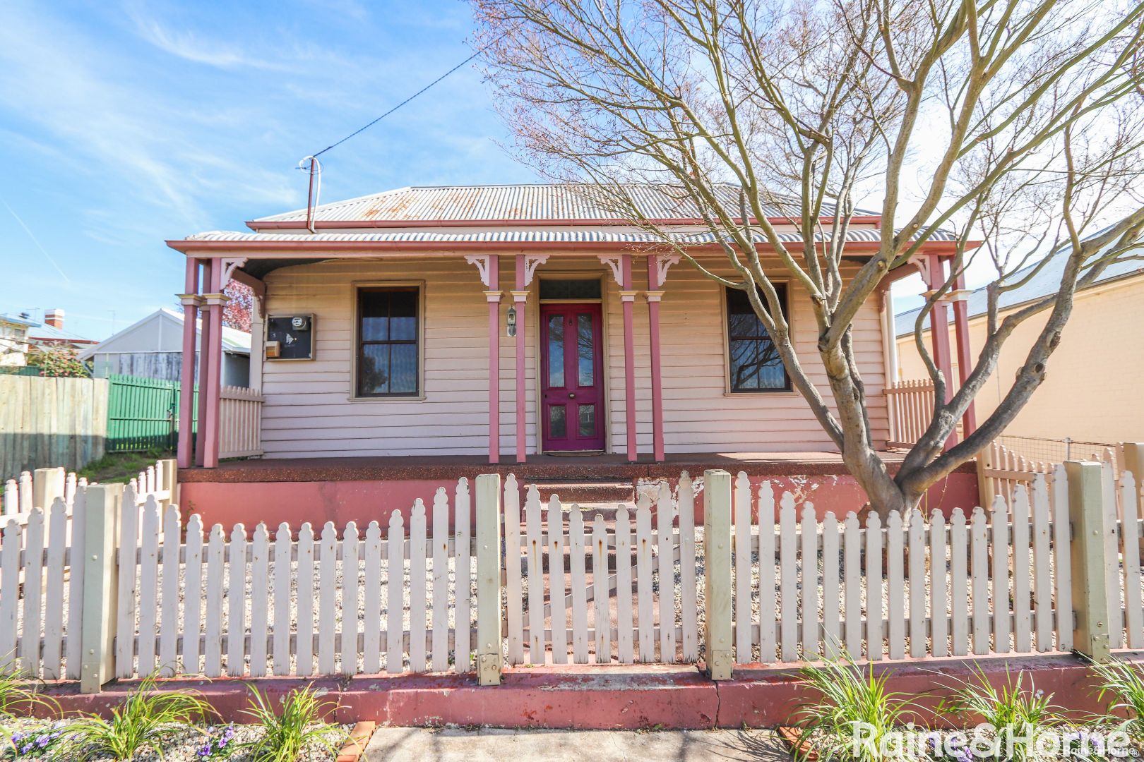 17 Hamilton Street, South Bathurst NSW 2795