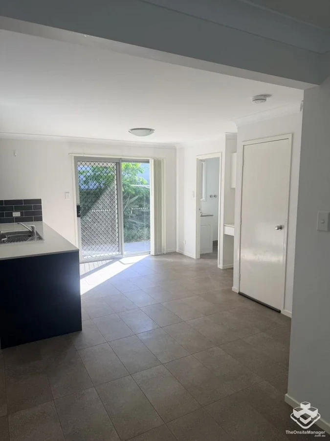 Additional image 2 of ID:21173006/104A River Hills Road, Eagleby QLD 4207