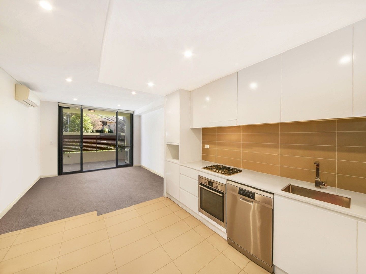 1 bedrooms Apartment / Unit / Flat in 4/4-6 Park Avenue WAITARA NSW, 2077