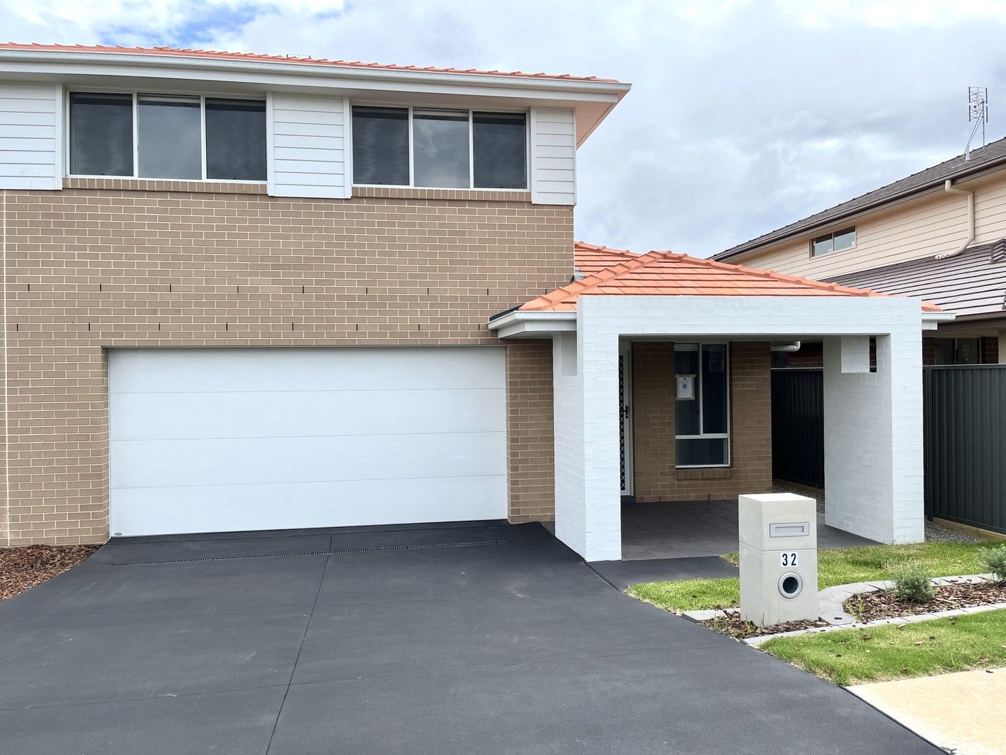 4 bedrooms House in 32 Violet Road HAMLYN TERRACE NSW, 2259