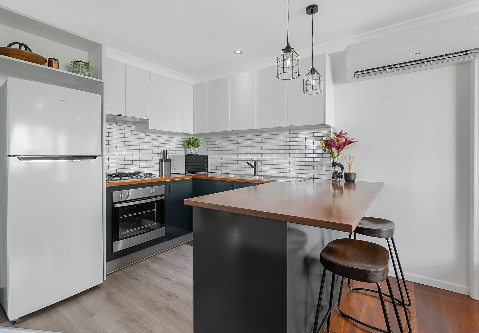 2/288 Cornwall Street, Greenslopes QLD 4120, Image 2