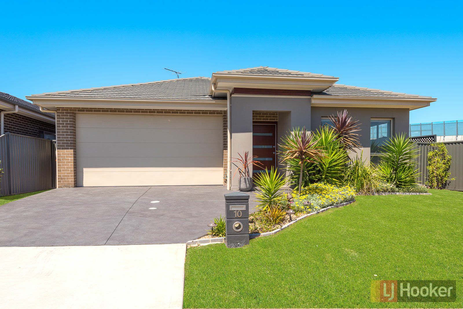 10 Zagreb Street, Prestons NSW 2170, Image 0