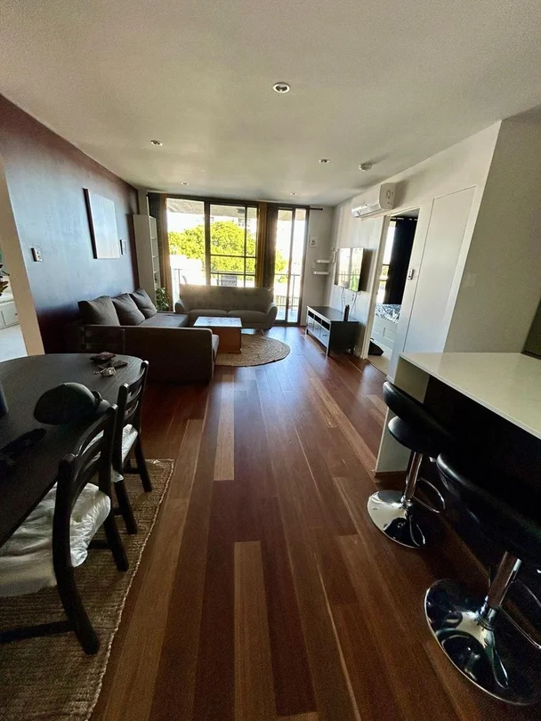 1 Rowe Ave, Rivervale WA 6103