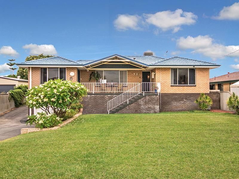 5 Seacrest Street, Safety Bay WA 6169, Image 0