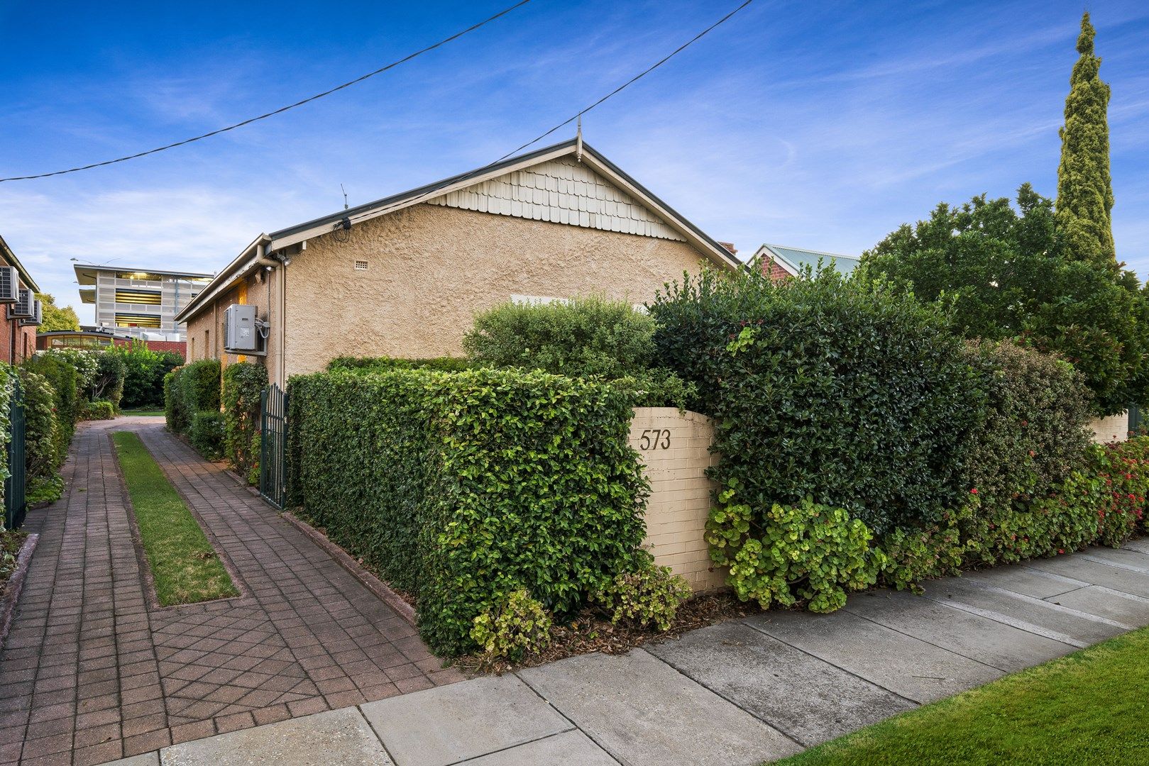 2 bedrooms House in 573 Englehardt Street ALBURY NSW, 2640