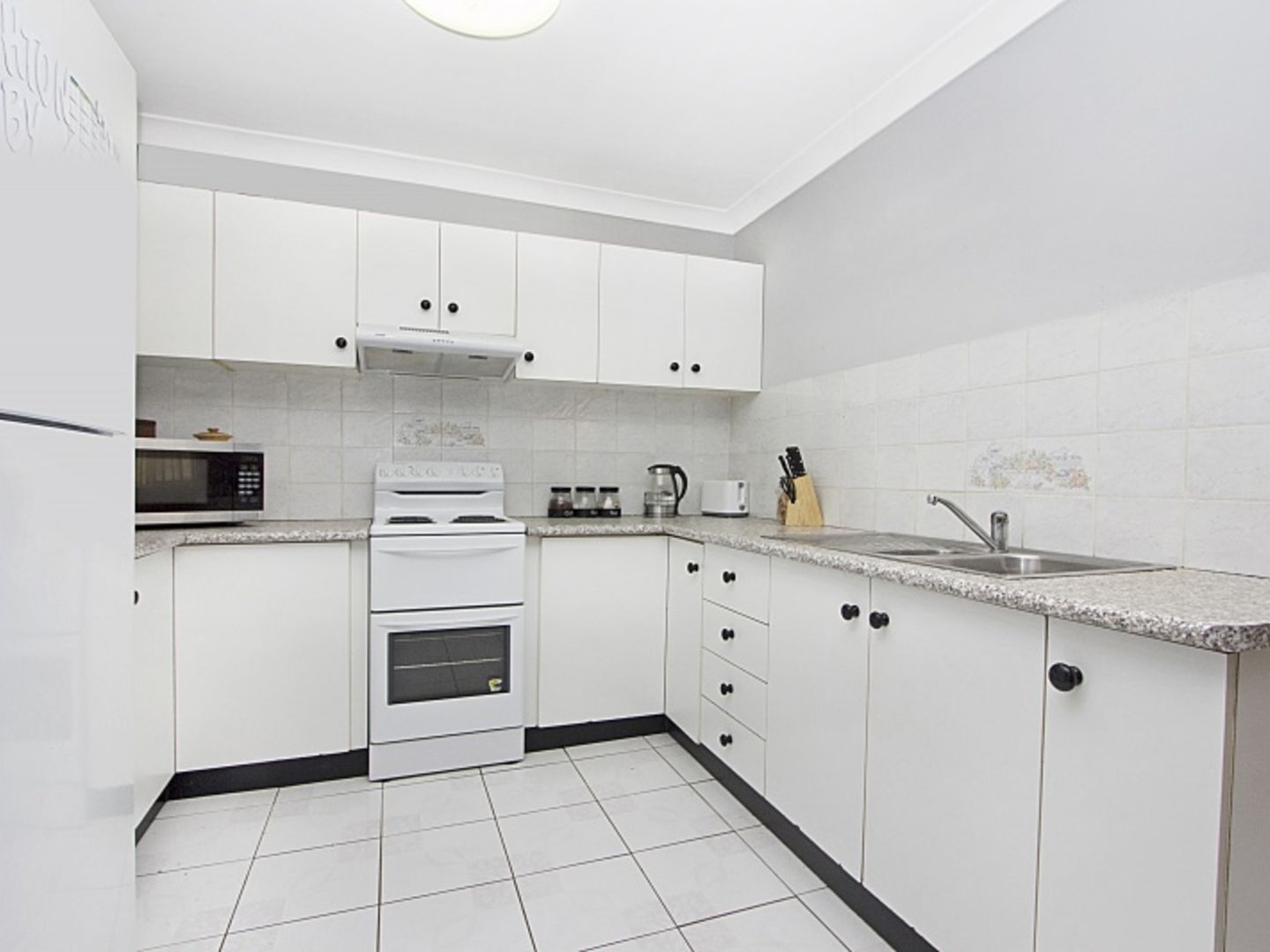 11f Wolseley Street, Rooty Hill NSW 2766, Image 2