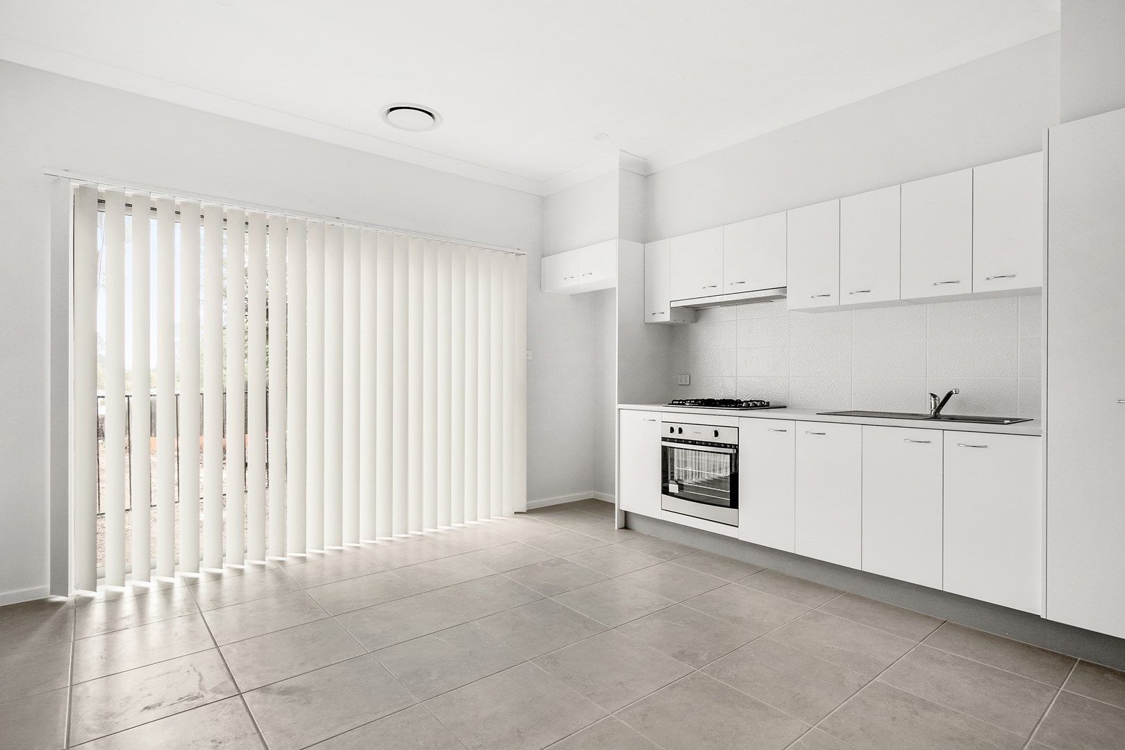 2 bedrooms House in 82A Peel Road BAULKHAM HILLS NSW, 2153