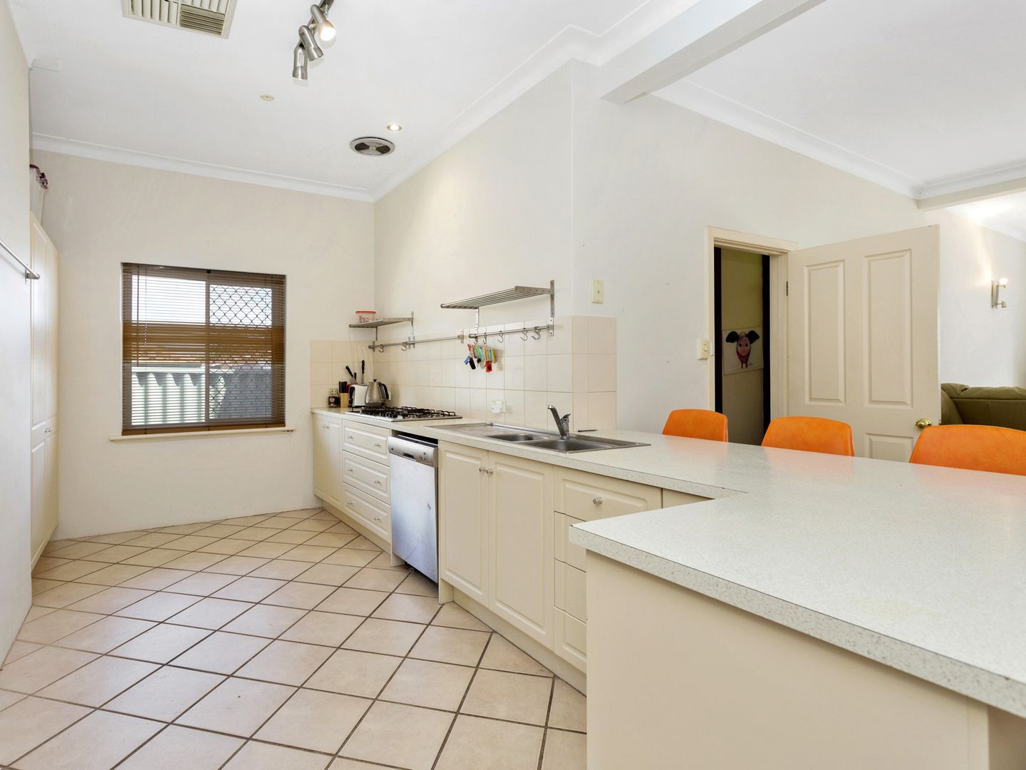 263 Hancock Street, Doubleview WA 6018, Image 2