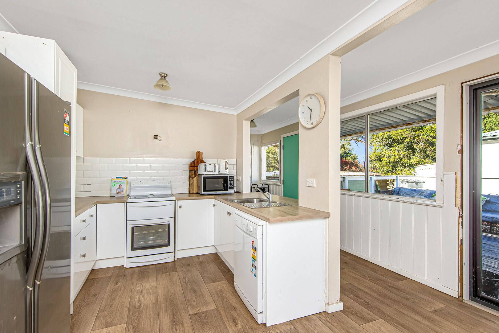 41 Reservoir Road, Glendale NSW 2285, Image 2