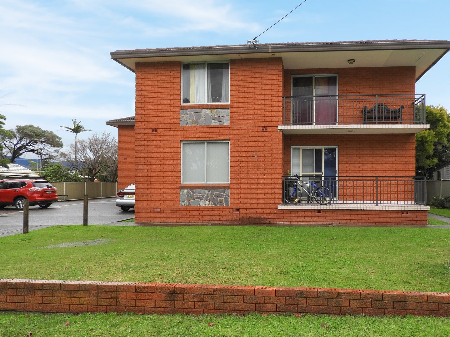 2 bedrooms Apartment / Unit / Flat in 3/18-20 Byron Street BELLAMBI NSW, 2518