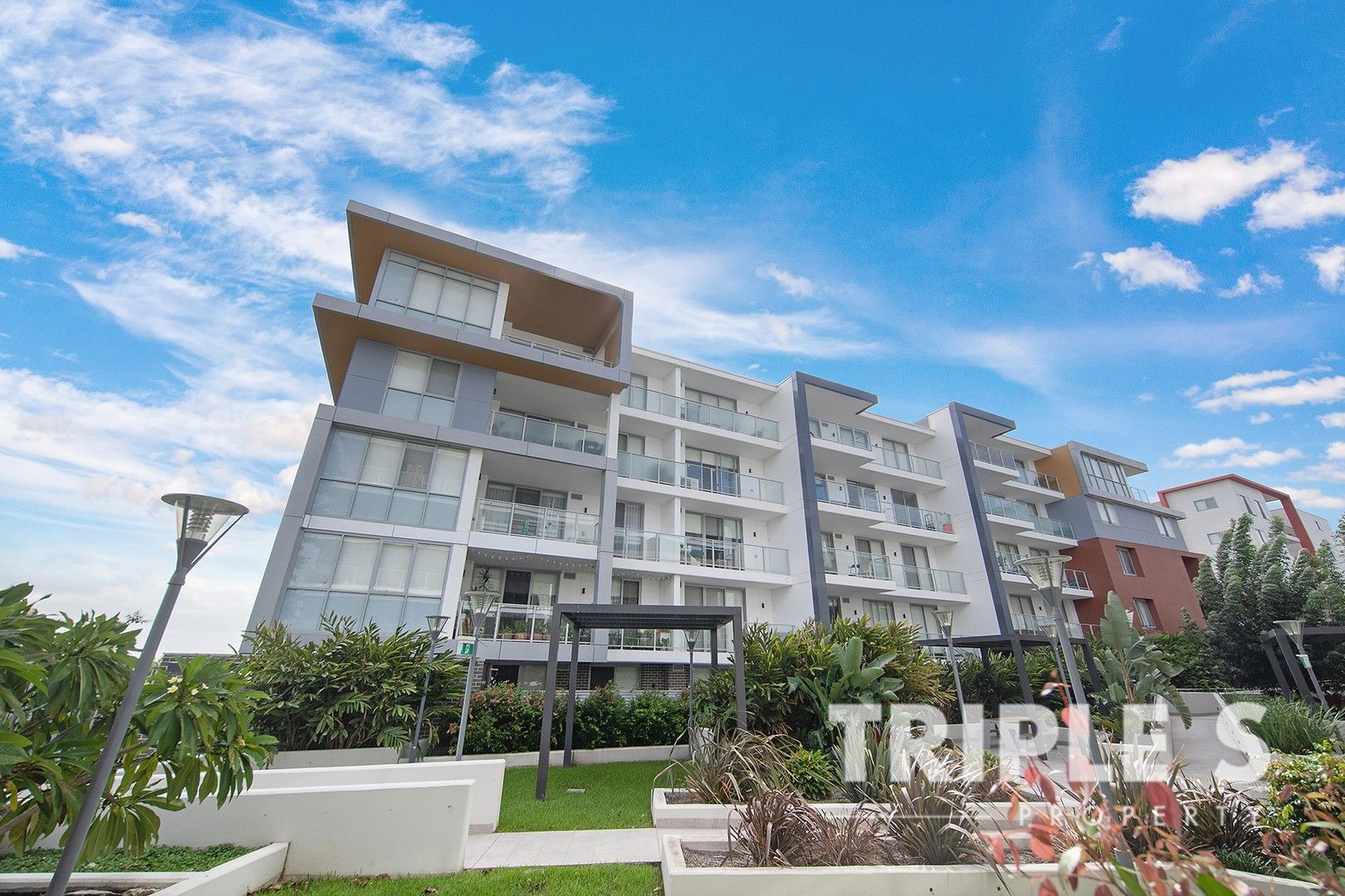 3 bedrooms Apartment / Unit / Flat in 425/50A Jacqui Avenue SCHOFIELDS NSW, 2762