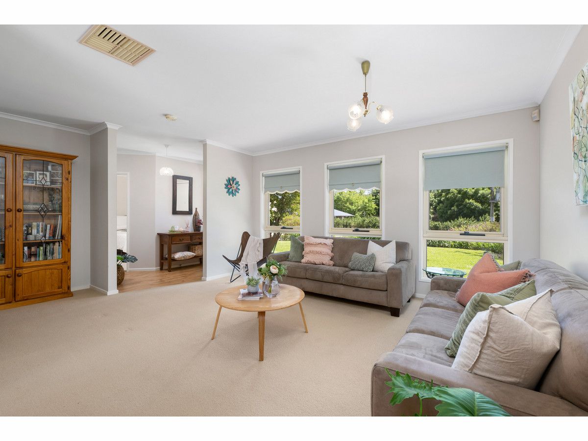 651 Pearsall Street, Lavington NSW 2641, Image 2