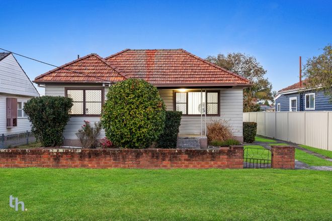 Picture of 12 Hitchcock Avenue, BELMONT NSW 2280