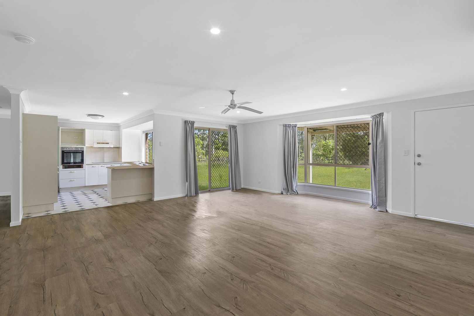 110114 Flesser Road, Chambers Flat Property History & Address Research Domain