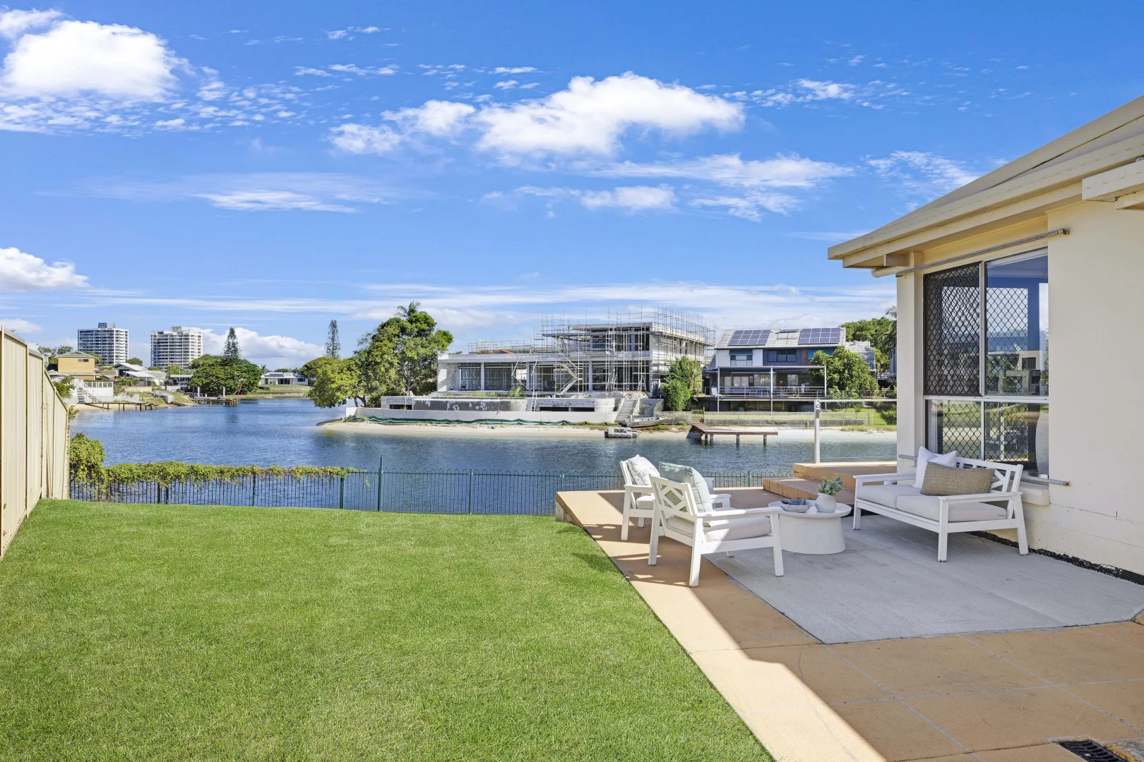 Additional image 3 of 9 Aroona Avenue, Broadbeach Waters QLD 4218