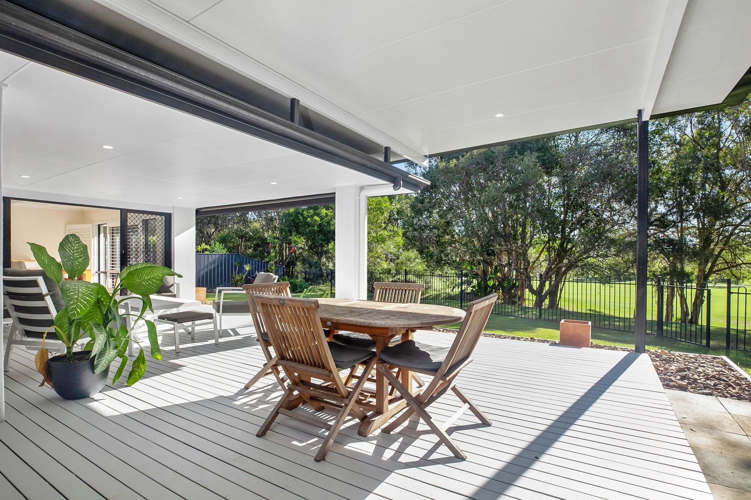 4 bedrooms House in 30 Longwood Drive PEREGIAN SPRINGS QLD, 4573