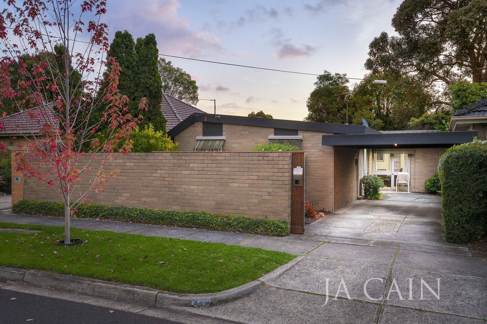2/4 Imperial Avenue, Mount Waverley VIC 3149, Image 0