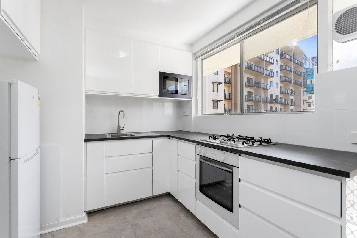 1 bedrooms Apartment / Unit / Flat in 303/130a Mounts Bay Road PERTH WA, 6000