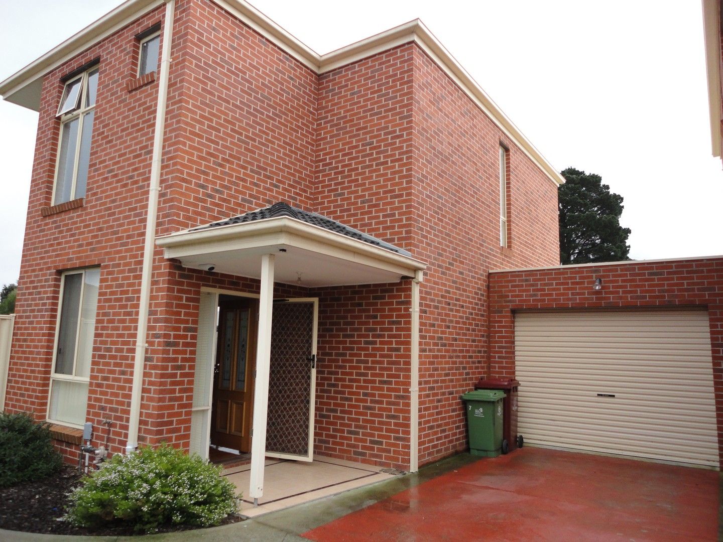 3 bedrooms Townhouse in 5/6 Chandler Road NOBLE PARK VIC, 3174