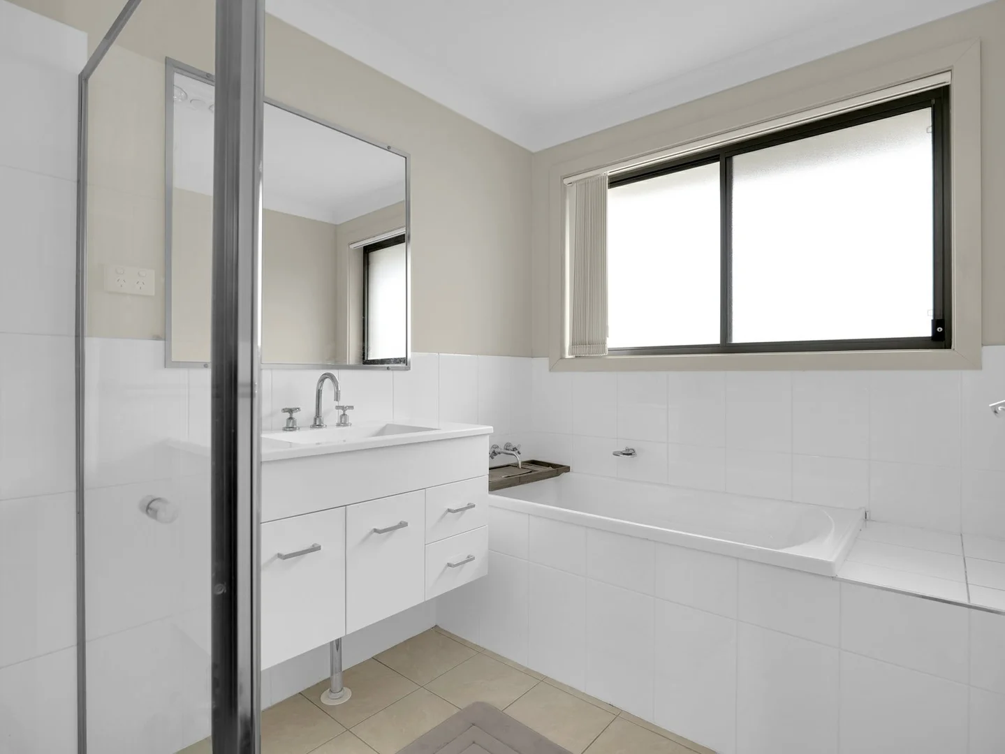 Additional image 6 of 2/3 Pioneer Road, Singleton NSW 2330