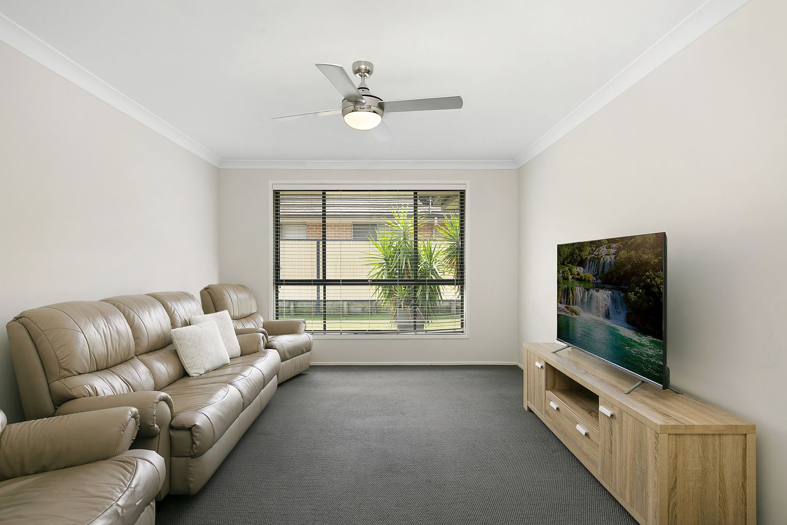 10 Zinfandel Circuit, Cessnock NSW 2325, Image 2