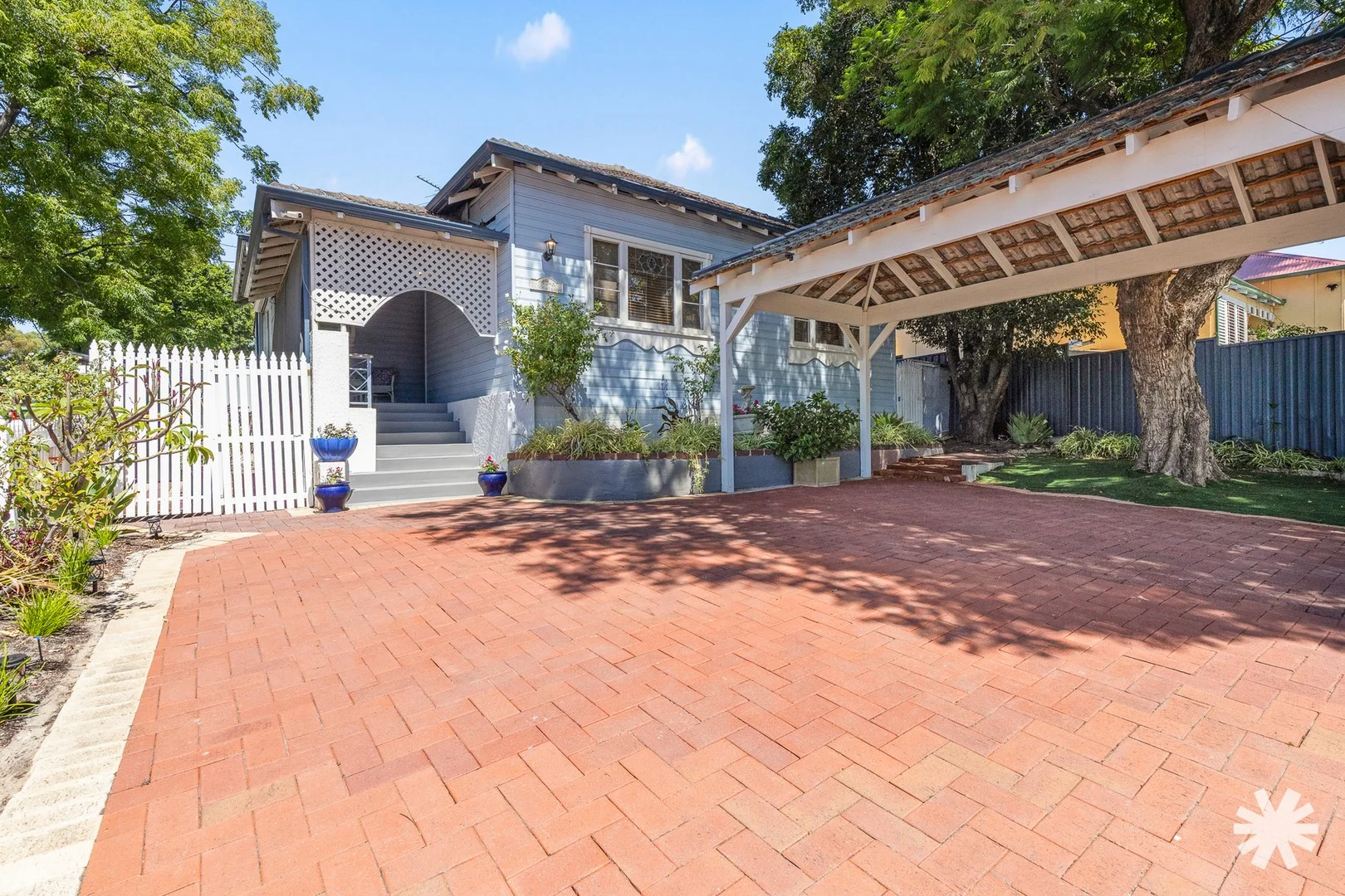 9 Read Street, East Victoria Park WA 6101