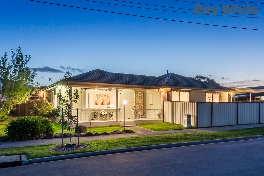 13 Calverton Road, Kealba VIC 3021 House For Rent 385 Domain