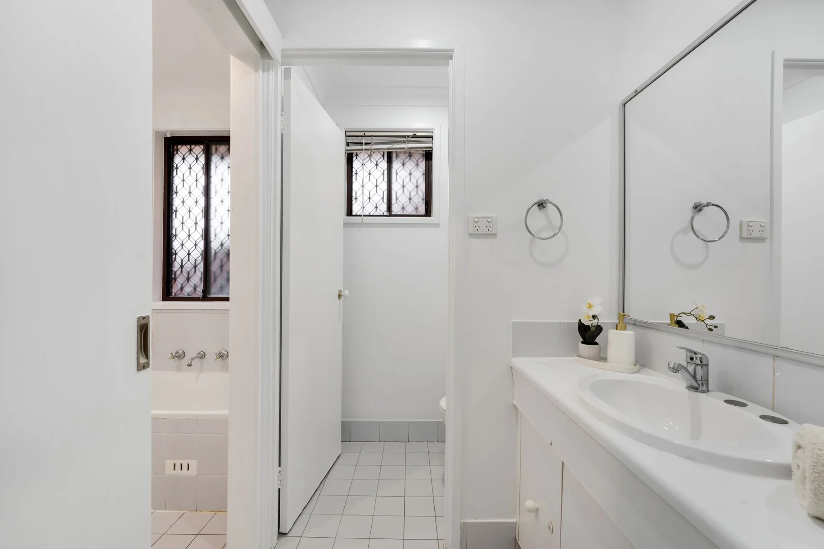 Additional image 13 of 116 Swan Circuit, Green Valley NSW 2168