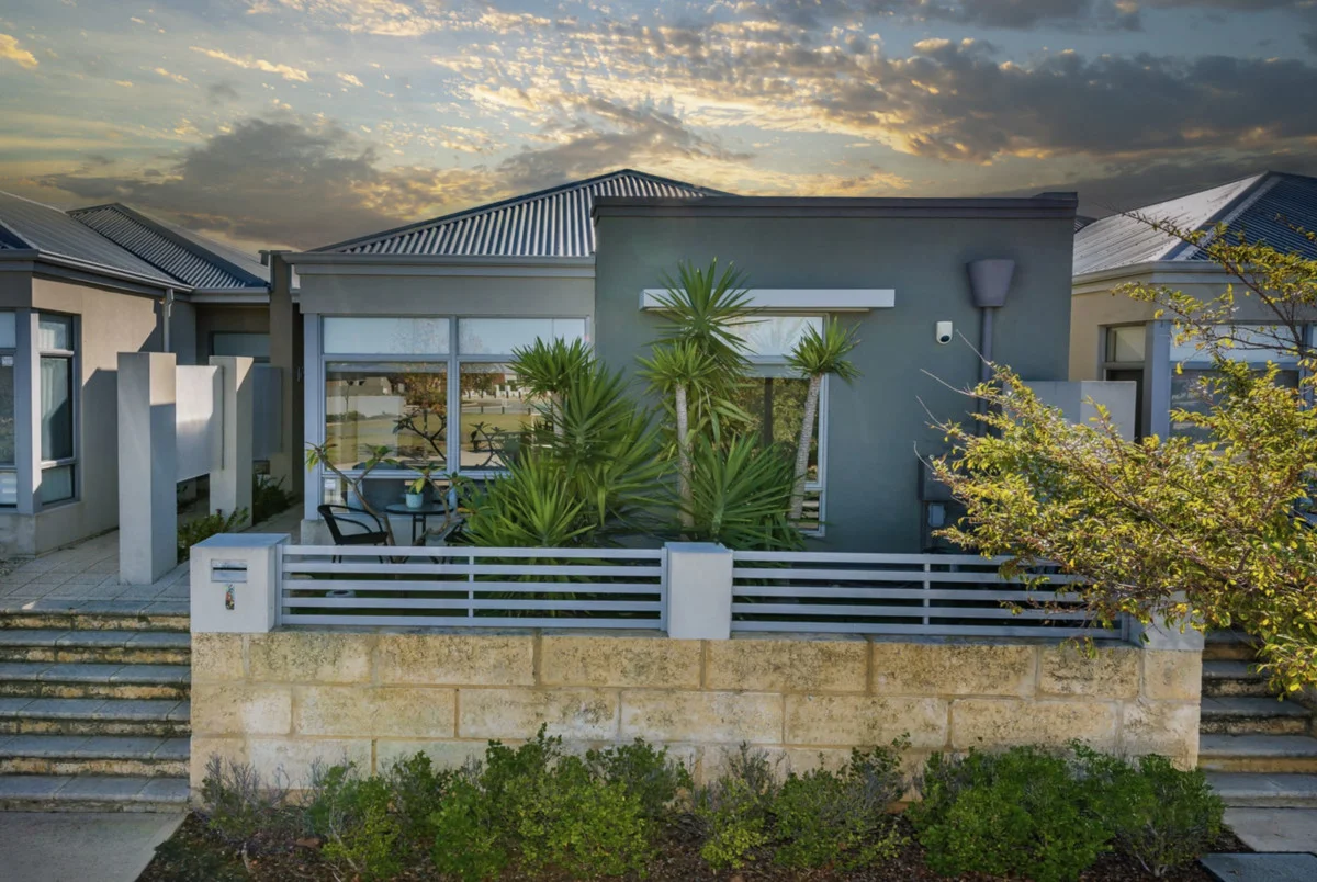 6 Navarre Way, Butler WA 6036