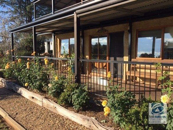 1 bedrooms Apartment / Unit / Flat in 8 Pritchard Lane BEECHWORTH VIC, 3747