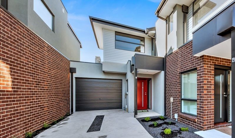 2 bedrooms Townhouse in 3/4 Orange Street BRAYBROOK VIC, 3019