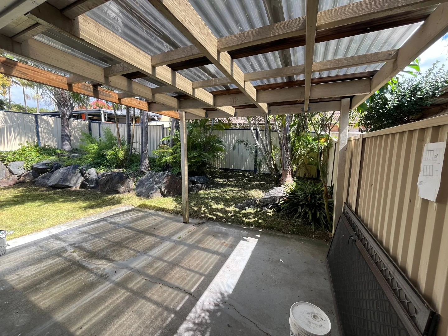 Additional image 16 of UNIT 2/218 Olsen Avenue, Arundel QLD 4214