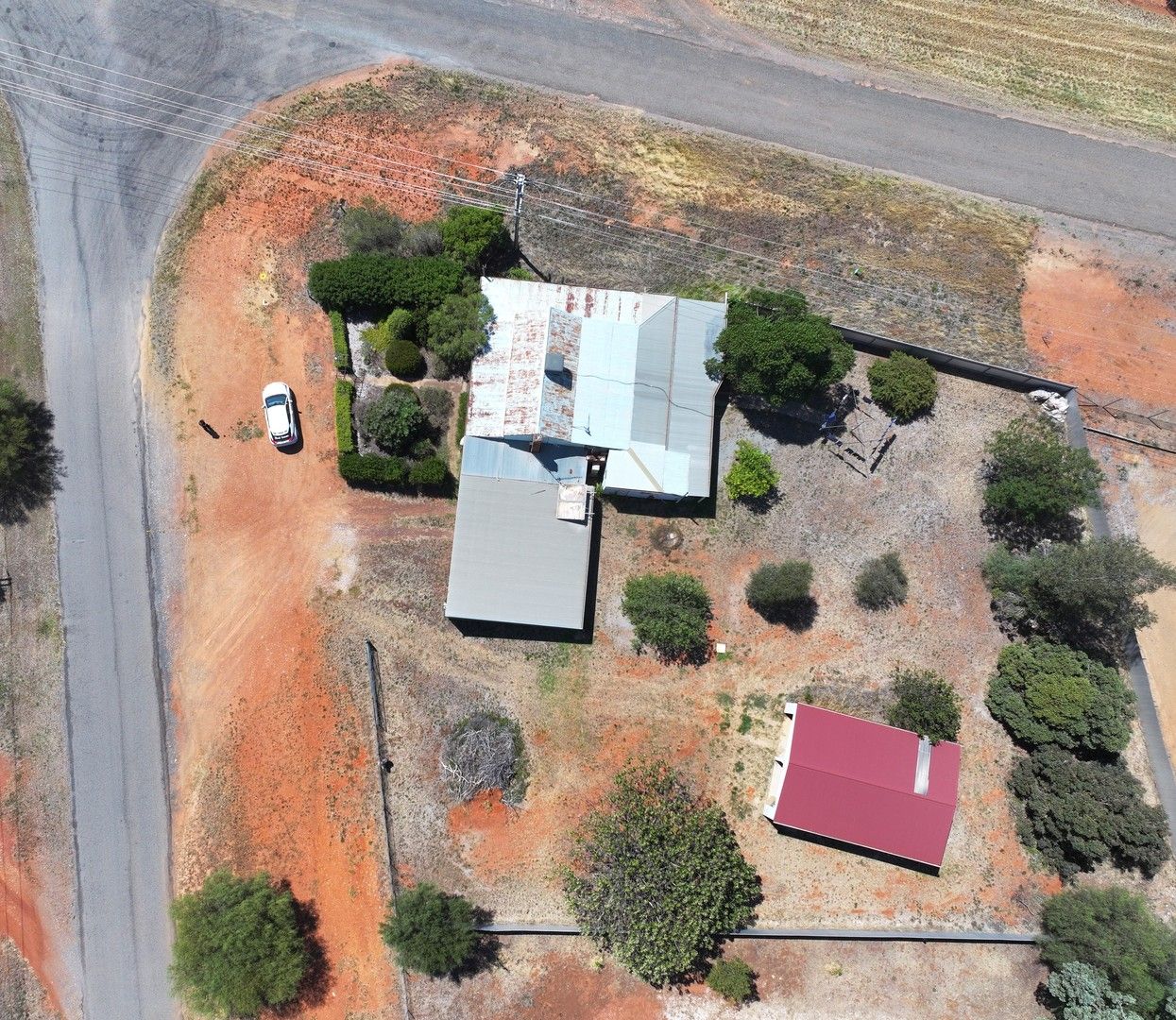 87 Stinson Street, Coolamon NSW 2701 Domain