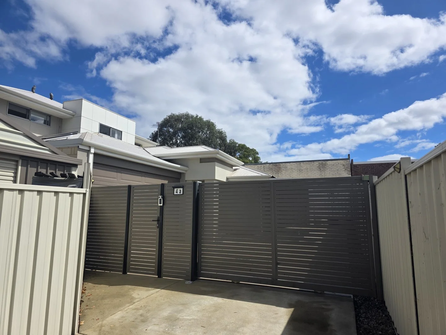 Primary image of Coolbellup WA 6163