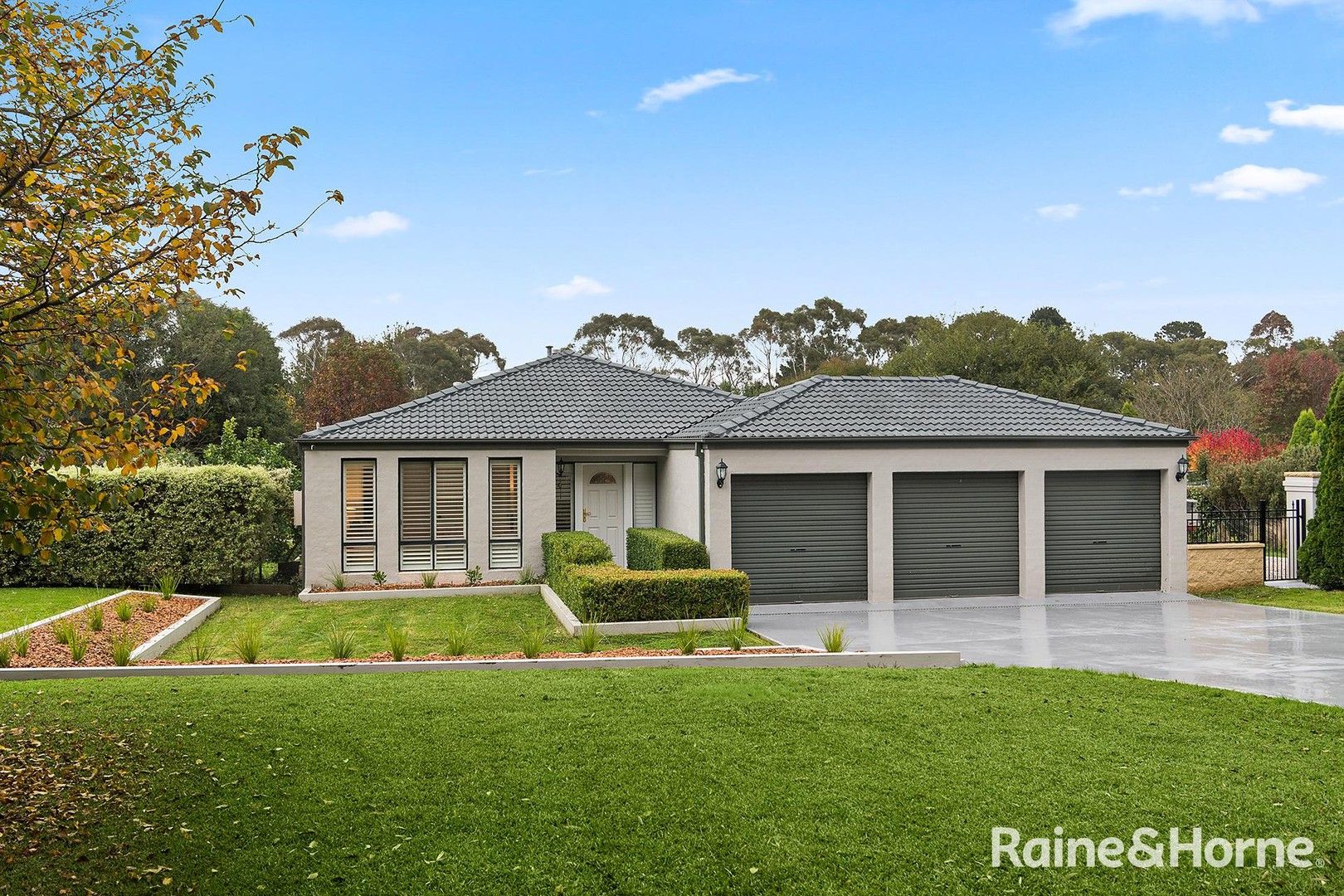 17 Highland Drive, Bowral NSW 2576 Domain