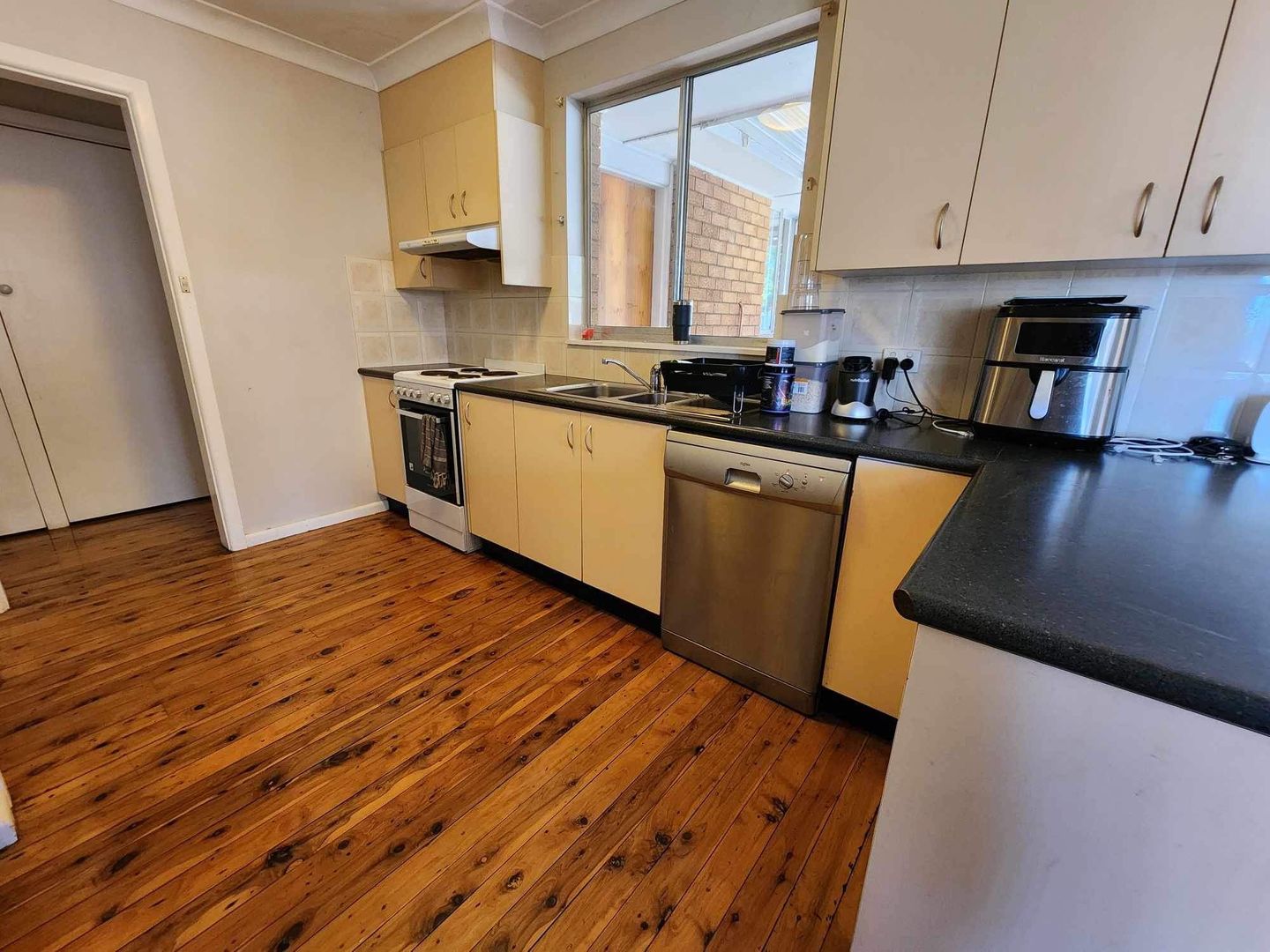 32 Lawson Crescent, Orange NSW 2800 - House For Rent | Domain