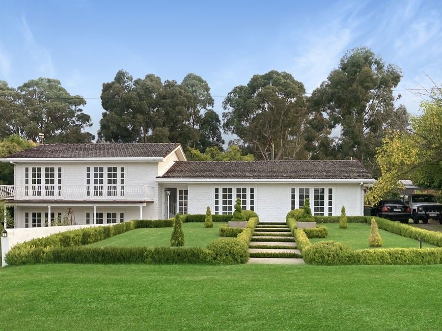 69 Riley Street, Tenterfield NSW 2372 Domain