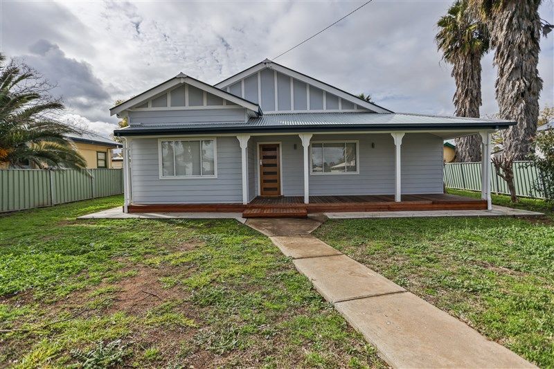 3 bedrooms House in 23 Grenfell Street FORBES NSW, 2871