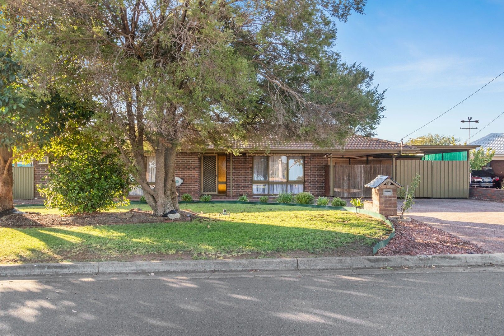 19 Campbell Drive, Reynella East SA 5161, Image 0