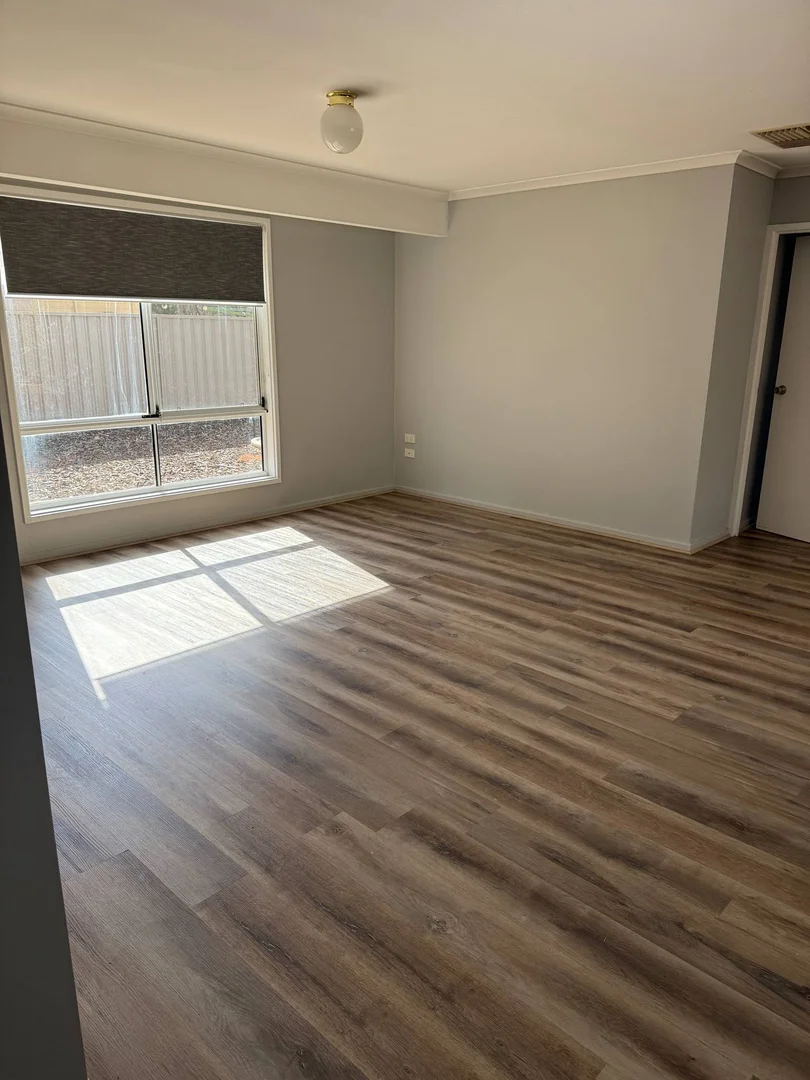 Additional image 7 of 33 Quandong St, Roxby Downs SA 5725