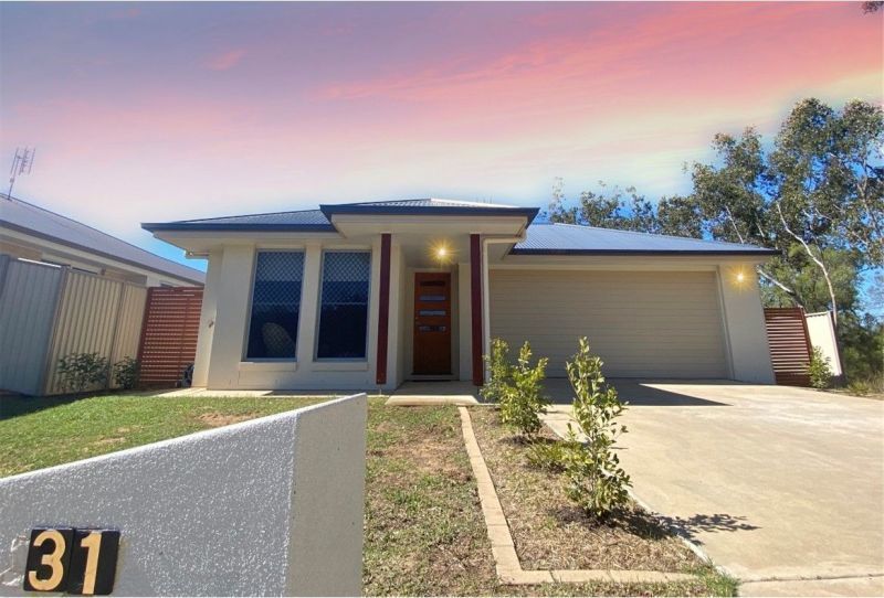 4 bedrooms House in 31 Ellem Drive CHINCHILLA QLD, 4413