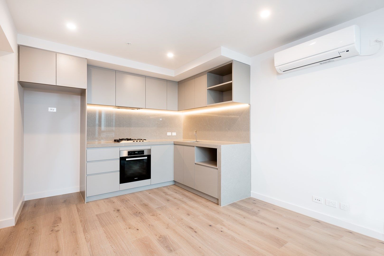 2 bedrooms Apartment / Unit / Flat in 3904/371 Little Lonsdale Street MELBOURNE VIC, 3000