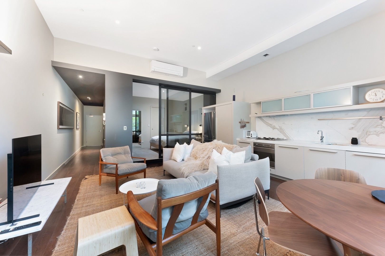 1 bedrooms Apartment / Unit / Flat in 15/2 Exhibition Street MELBOURNE VIC, 3000