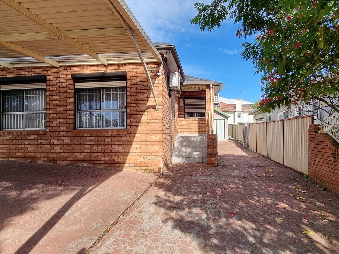 3 bedrooms House in 51 Wellington Road AUBURN NSW, 2144