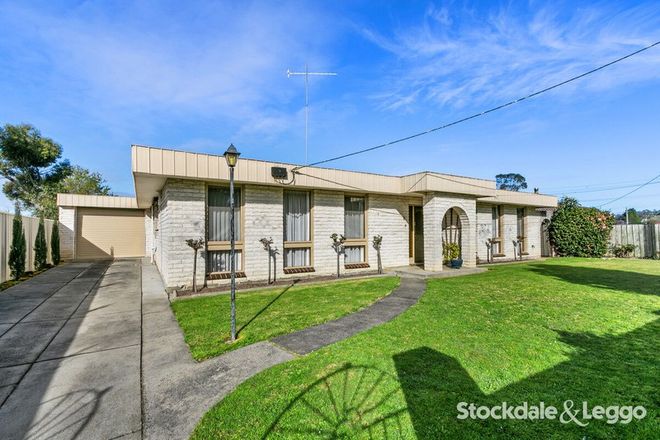 Picture of 4 Littleton Avenue, YINNAR VIC 3869